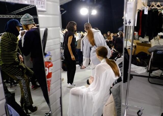 Gigantes francesas de la moda prohíben modelos ultradelgadas