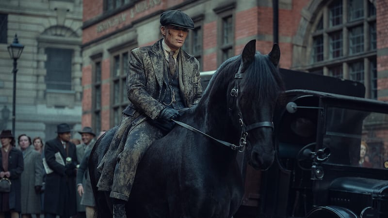 Cillian Murphy regresa como Tommy Shelby. Cuatro años después del final de Peaky Blinders, el personaje regresa en Peaky Blinders: The Immortal Man, disponible en Netflix. Foto: Netflix.