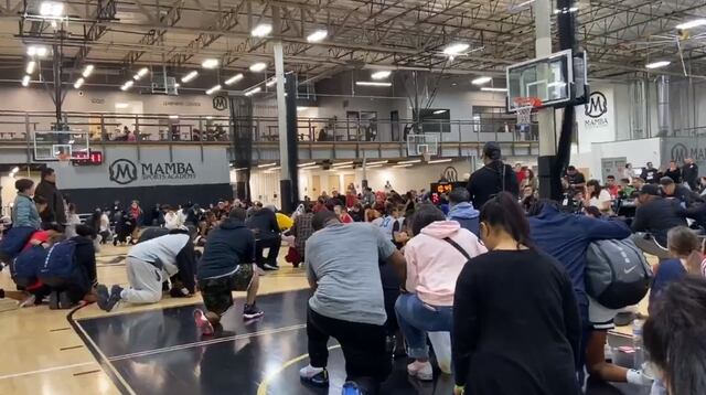 Momento en que allegados de Kobe Bryant se enteran de su trágica muerte