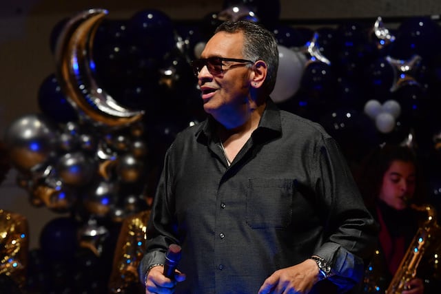 Tito Nieves recibe emotiva invitación de jóvenes músicos puertorriqueños
