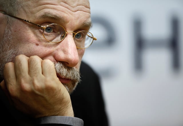 Corte rusa ordena detención del novelista Boris Akunin por su apoyo a Ucrania
