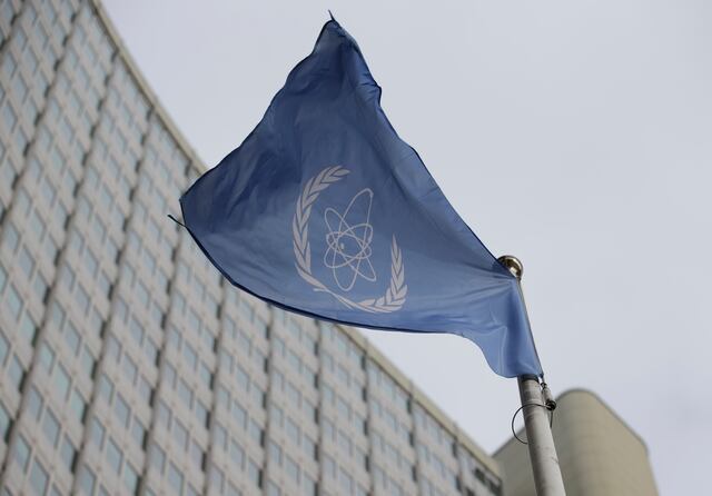 El OIEA arremete contra Irán por prohibir que varios inspectores monitoreen su programa nuclear