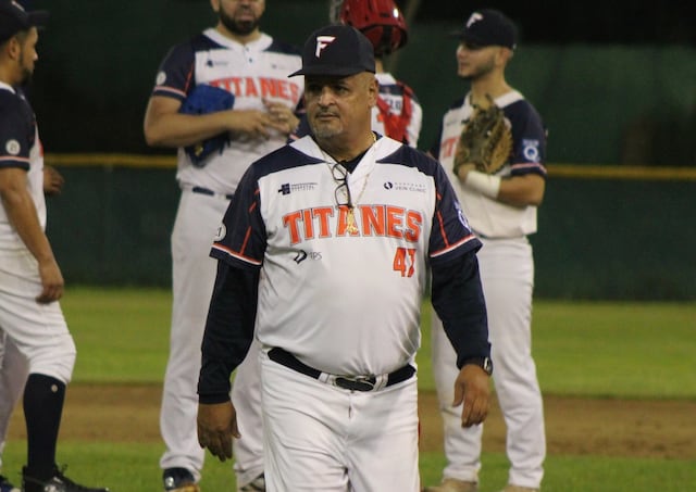 Pelota Doble A: “Tony” Vega de Florida gana premio Dirigente del Año
