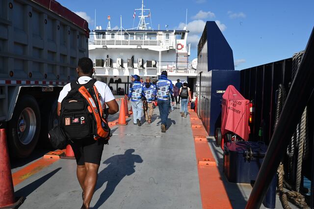 Alcaldes de Vieques y Culebra piden posponer entrada en vigor de nueva tarifa de transportación