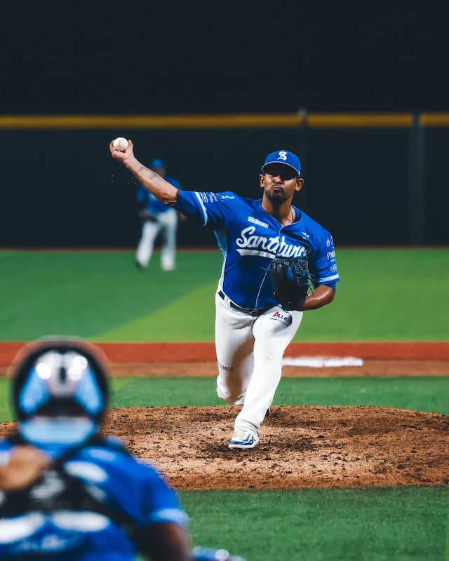 Pelota invernal: Cangrejeros de Santurce derrotan a los Criollos
