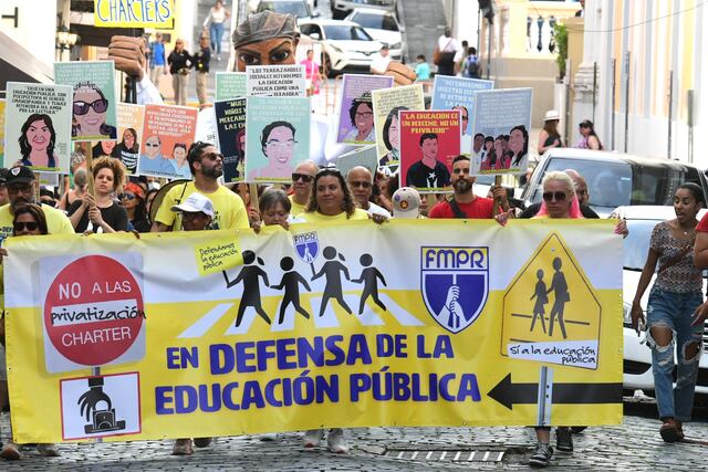 Truenan contra contratos del DE para escuelas chárter