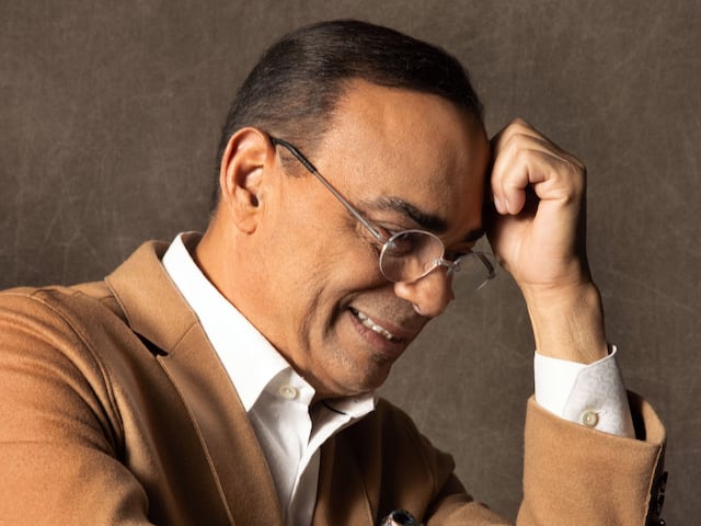 Gilberto Santa Rosa es nominado al Grammy por su álbum  “Debut y Segunda Tanda, vol. 2”
