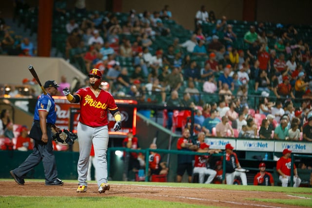 Pelota invernal: Indios y Cangrejeros empatan las series semifinales