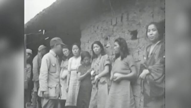 ​Salen a la luz imágenes de supuestas "esclavas sexuales" de la II Guerra Mundial