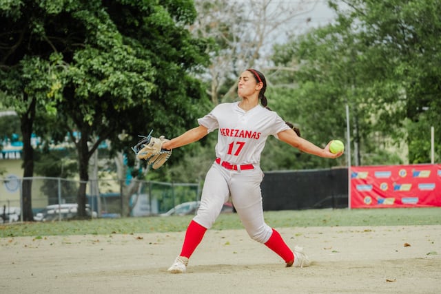 Equipos buscan boleto a la final o extender la serie en el sóftbol de la LAI