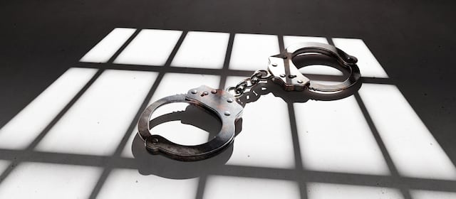 53 mil órdenes de arresto sin ejecutar en RD: un solo hombre acumula 41