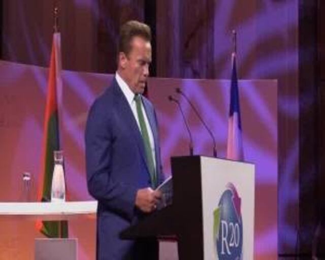 Schwarzenegger planta cara a Trump por el Acuerdo de París