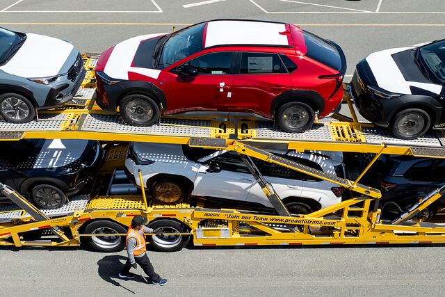 Puertorriqueños acuden a comprar autos nuevos para evitar mayores precios por aranceles