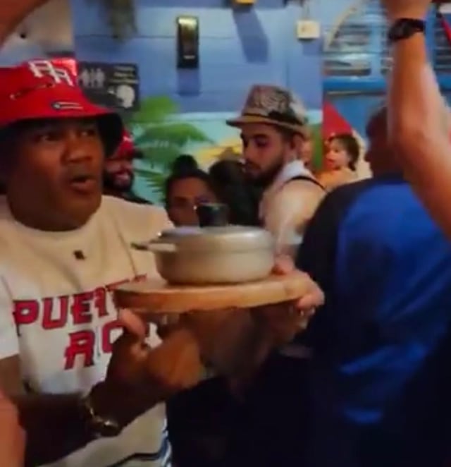 “Tito” Trinidad le lleva “el caldito de doña Irma” al Team Rubio antes de encuentro con Dominicana