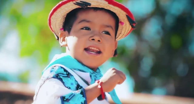 Niño de 'Movimiento Naranja' hará canción para el Mundial