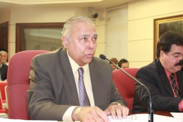 Asegura que el gobierno se dispone a establecer un sistema de videolotería