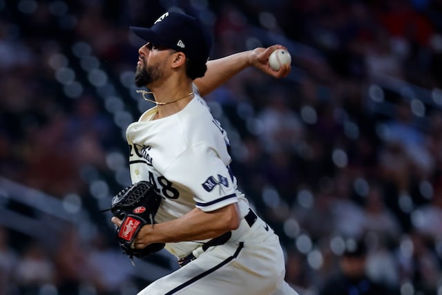 Mellizos envían al relevista boricua Jorge López a los Marlins