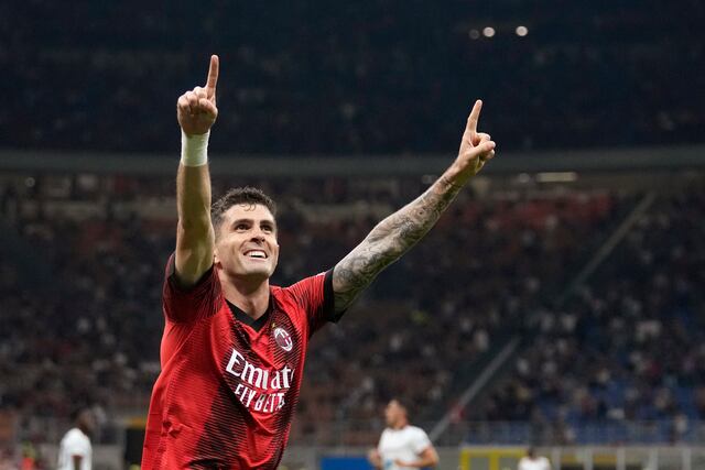 Milan pone fin a racha sin ganar con victoria ante Cagliari