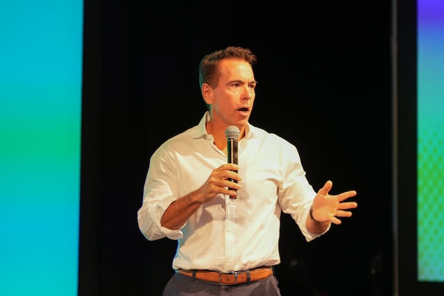 Bravo Family Foundation anuncia empresas seleccionadas al Rising Entrepreneurs 2025