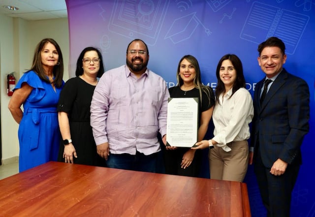 Educación y ‘Dave & Buster’s’ firman acuerdo de colaboración en el marco del Mes del Autismo