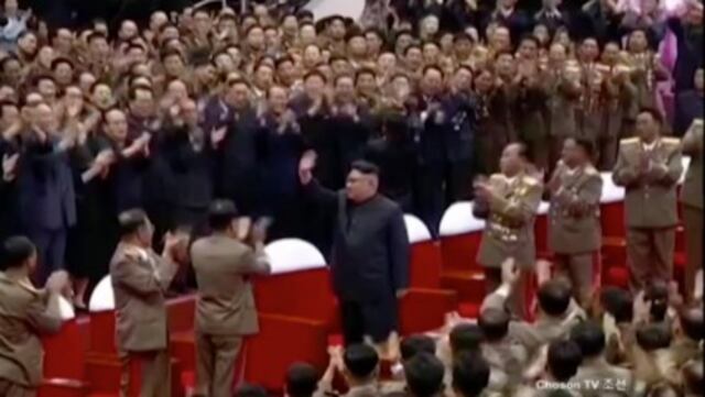 ​Corea del Norte celebra con multitudinario concierto el éxito de su último misil
