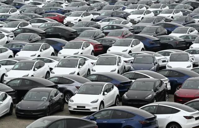 Acciones de Tesla suben tras superar las expectativas de Wall Street