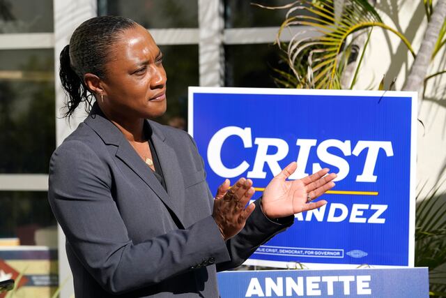 Gobernador de California elige a exasesora de Kamala Harris para suceder a senadora Feinstein