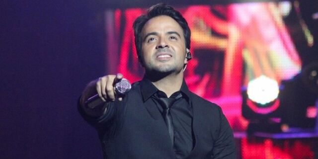 Luis Fonsi enloquece a su público en Santo Domingo