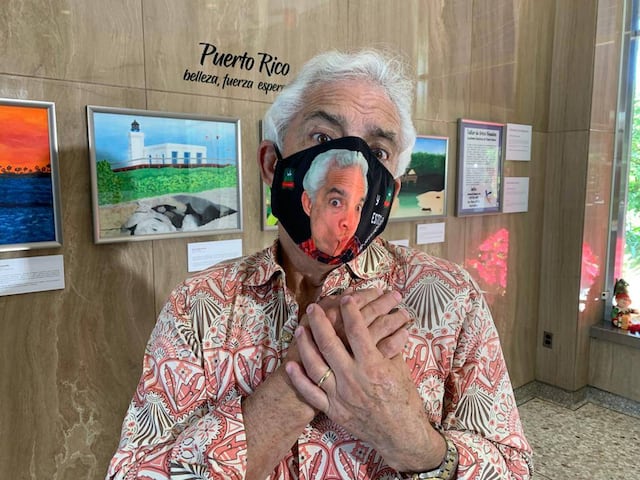 Raúl Carbonell se une a Fundación Comunitaria en producción de mascarillas