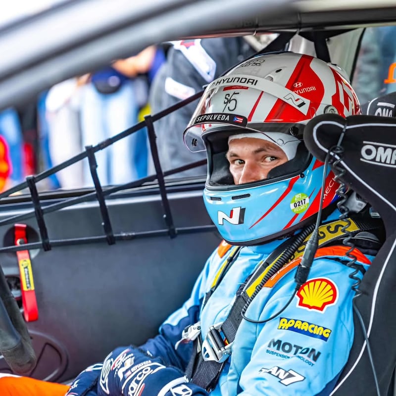 Piloto “CJ” Sepúlveda.