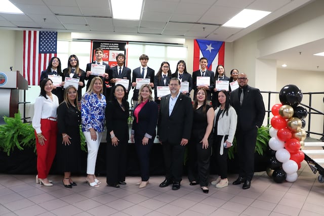 Casi 900 estudiantes de escuelas alianza LEAP ingresaron a programa de becas universitarias en Rutgers