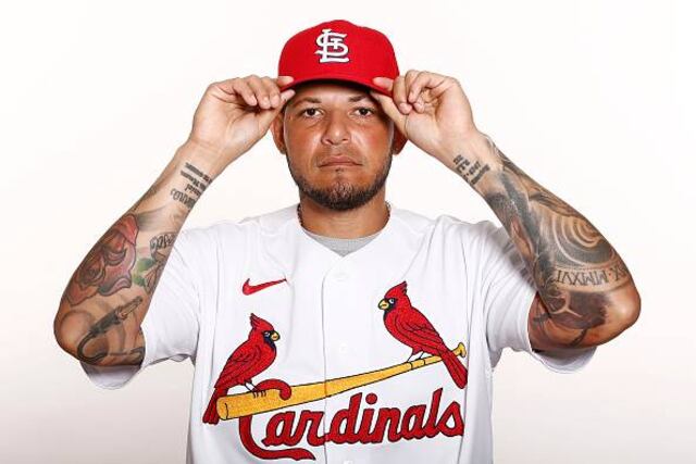 Yadier Molina se convierte en el dueño absoluto de los Vaqueros de Bayamón