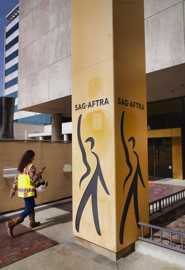 Sindicato de actores de Hollywood aprueba acuerdo con estudios que puso fin a la huelga