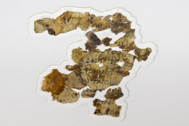 Israel encuentra nuevos fragmentos de Manuscritos del Mar Muerto
