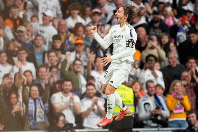 Real Madrid vence al Girona para seguir la estela del Barça en la Liga española