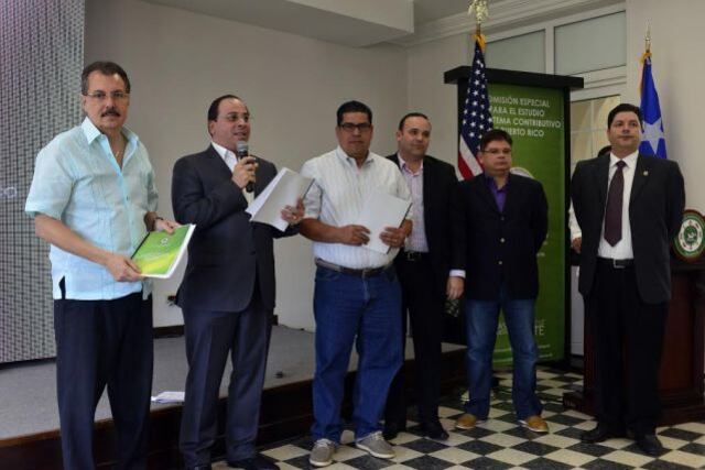 Presentan informe de cambios al sistema contributivo