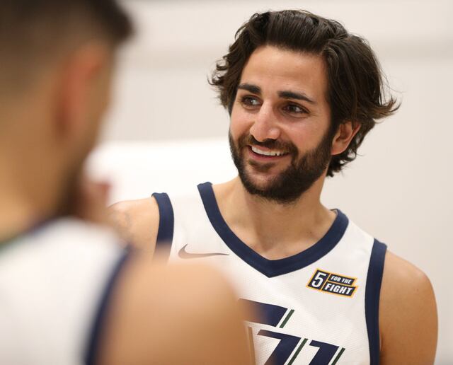 Pobre debút de Ricky Rubio con los Jazz