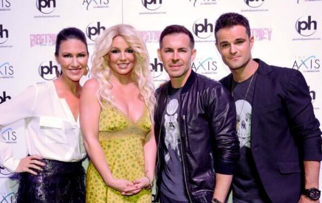 "Damo de honor" sorprende a Britney Spears