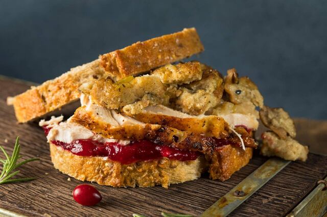 Prepara deliciosos platillos con las sobras del pavo
