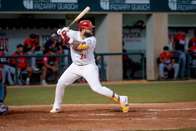 Indios de Mayagüez refuerzan a equipos semifinalistas del béisbol invernal