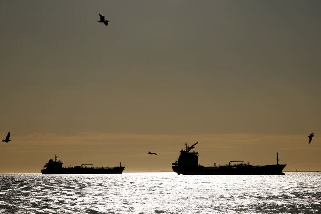 Producción de petróleo registró la mayor caída de la historia en marzo, asegura la Agencia Internacional de la Energía