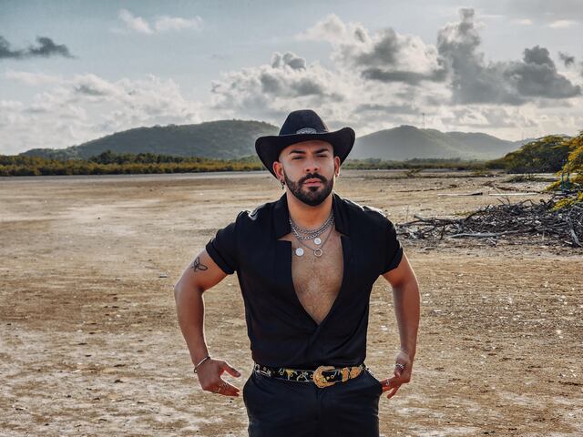 José Alfredo incursiona en el regional mexicano