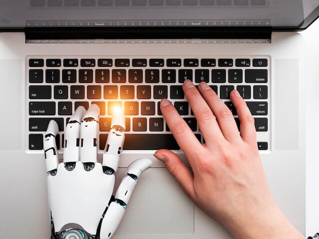 Estudio muestra que generadores de imágenes de Inteligencia Artificial se entrenan con fotografías explícitas de niños