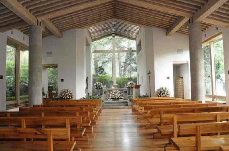El fraccionamiento cuenta con su propia iglesia