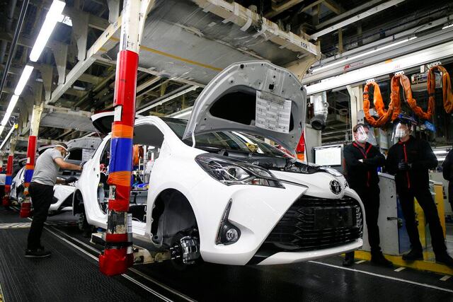 Toyota reduce producción Norteamérica y Japón por escasez de suministros