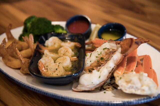 Llega a Plaza el primer Red Lobster de la Isla