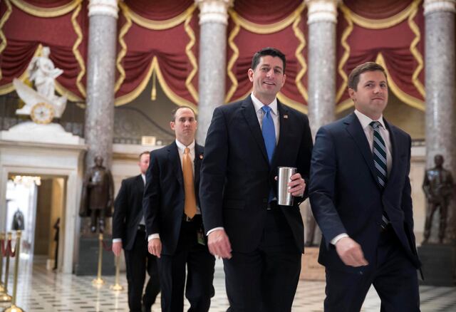 Los republicanos de la Cámara Baja aprueban la nueva ley de salud de Trump