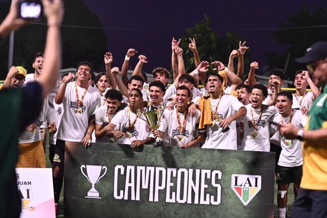 Tigres de la Interamericana se coronan campeones de fútbol de la LAI 2025