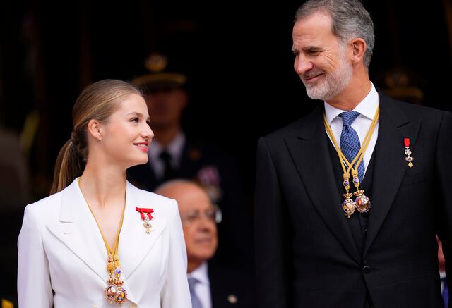Princesa Leonor presta juramento como futura reina de España
