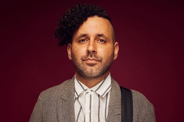 Eduardo Cabra es nominado a los premios Grammy